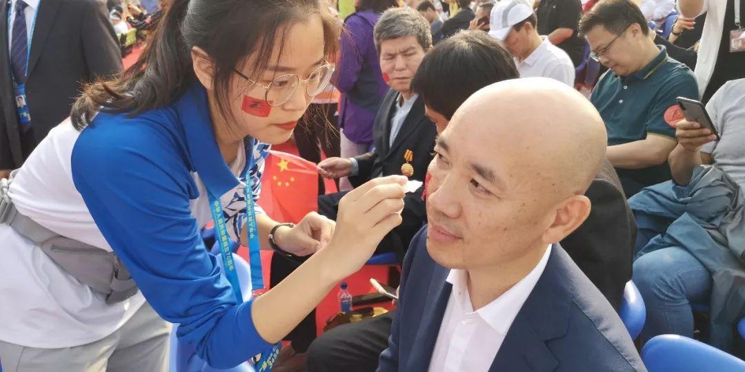 國慶閱兵視頻2019，回顧盛況，完整視頻再現(xiàn)輝煌，2019國慶閱兵回顧，盛況再現(xiàn)，輝煌視頻展現(xiàn)