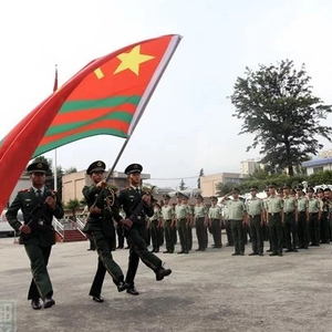 武警部隊(duì)軍旗，榮耀的象征與力量的體現(xiàn)，武警部隊(duì)軍旗，榮耀與力量的象征