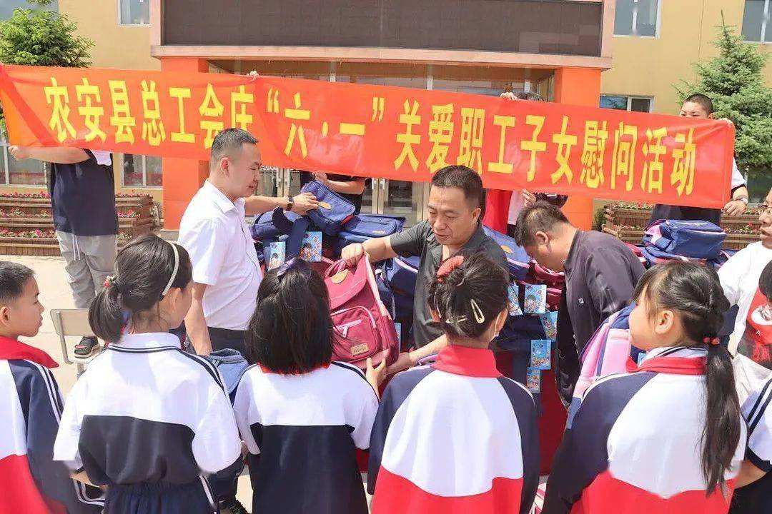 二四六香港天天開(kāi)彩大全，探索彩票世界的奧秘，探索彩票世界奧秘，二四六香港天天開(kāi)彩大全