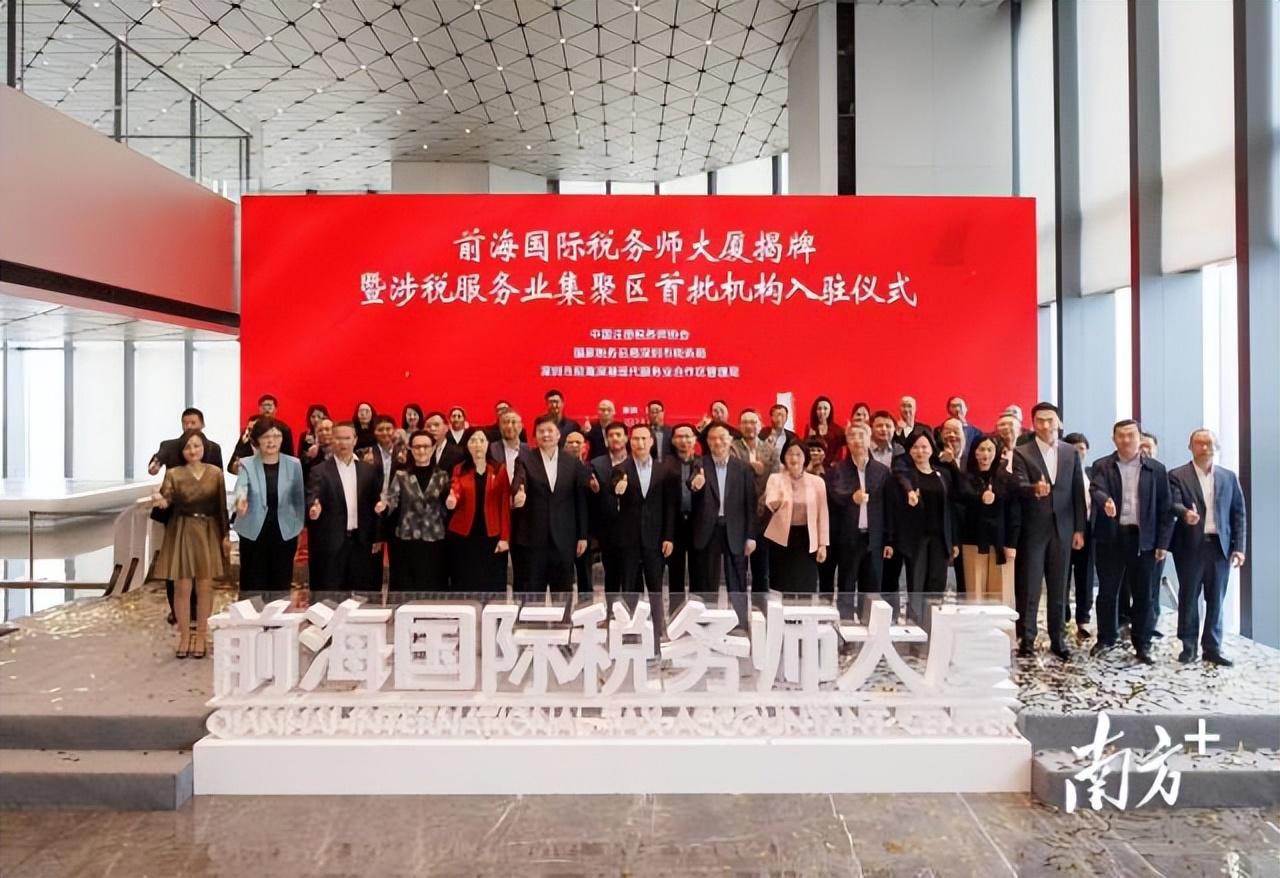 獨(dú)家爆料2025年香港正版資料免費(fèi)大全——一站式獲取所有資源！，獨(dú)家爆料，2025年香港正版資料大全——免費(fèi)獲取所有資源一站式平臺(tái)！