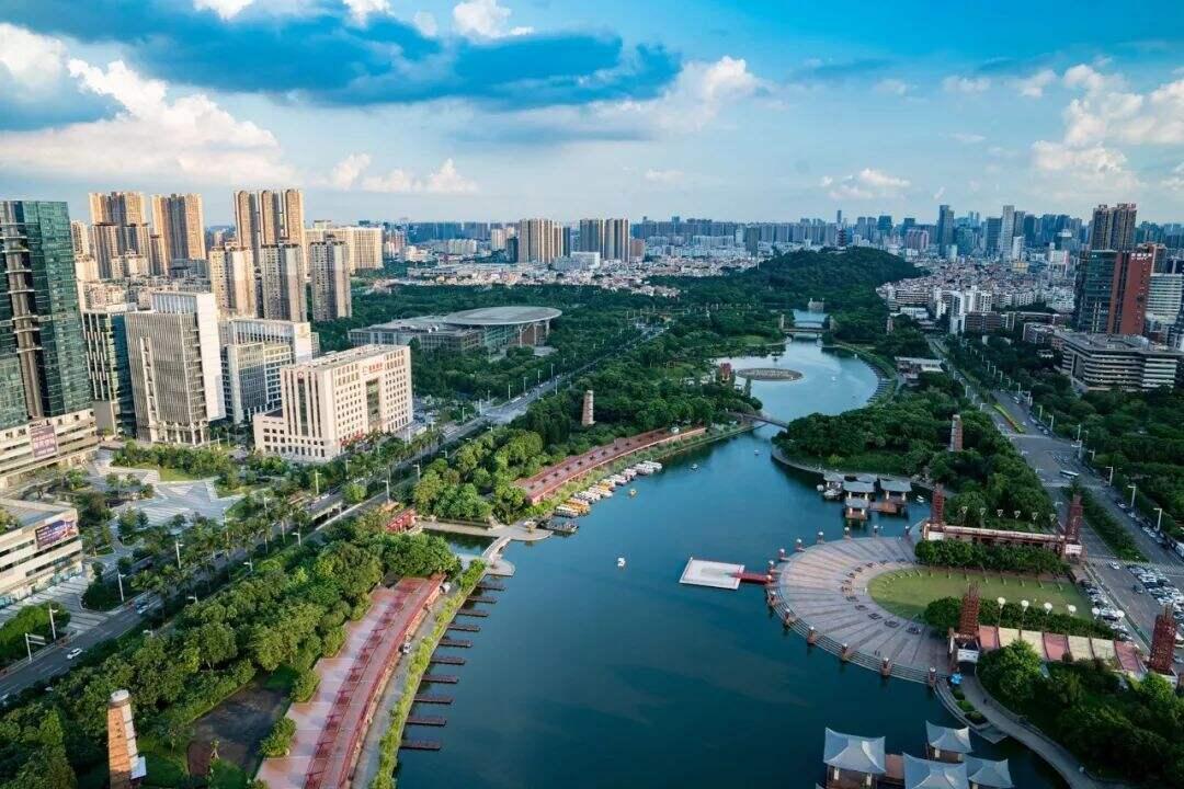 澳門正版免費資源展望，邁向未來的精準服務體驗（2025展望），澳門正版資源展望，邁向精準服務體驗的未來之路（2025年展望）