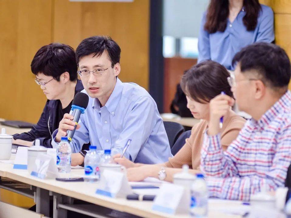 王中王一肖中持嗎？深度解析背后的故事與真相，揭秘王中王一肖背后的故事與真相，深度解析與真相探討