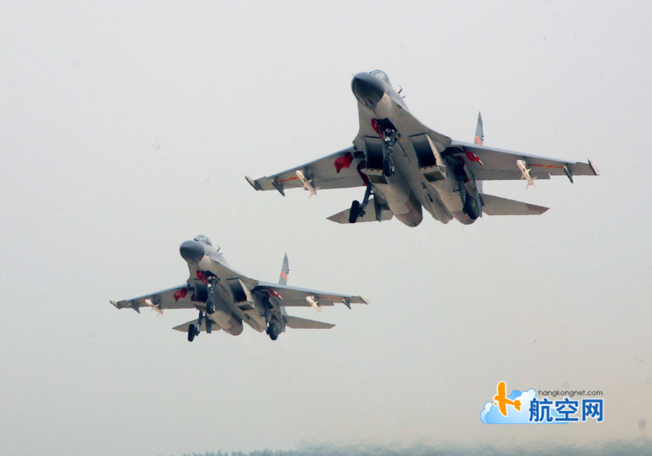 殲-11B戰(zhàn)機(jī)，中國(guó)空中力量的璀璨明珠，殲-11B戰(zhàn)機(jī)，中國(guó)空中力量的耀眼明珠