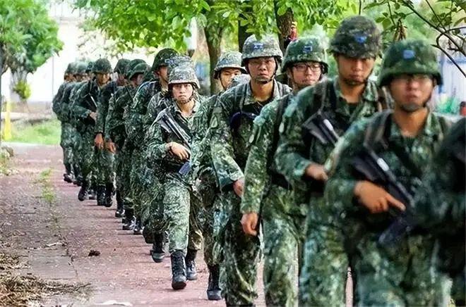 臺(tái)軍方升級(jí)事態(tài)，深度分析與展望，臺(tái)軍方升級(jí)事態(tài)，深度分析與展望展望