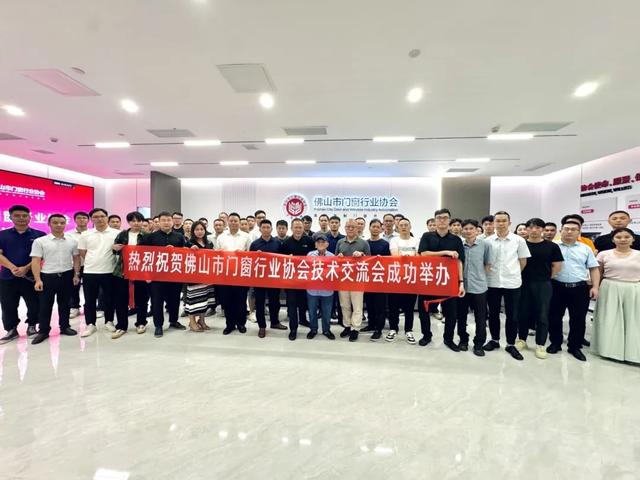 奧門王中王一肖一特一中，揭秘背后的秘密，揭秘澳門王中王背后的秘密，生肖與特碼真相探索