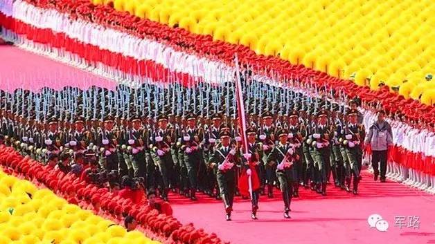國慶閱兵是每年一次嗎？——深度解析與探討，深度解析與探討，國慶閱兵是否為每年例行活動？