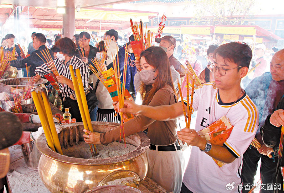 黃大仙王中王一肖中特，神秘預(yù)測與SEO解讀，黃大仙王中王一肖中特，神秘預(yù)測與SEO解讀揭秘