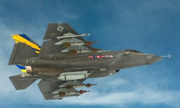 殲-35官方介紹，新一代艦載戰(zhàn)斗機的卓越性能，殲-35新一代艦載戰(zhàn)斗機卓越性能介紹