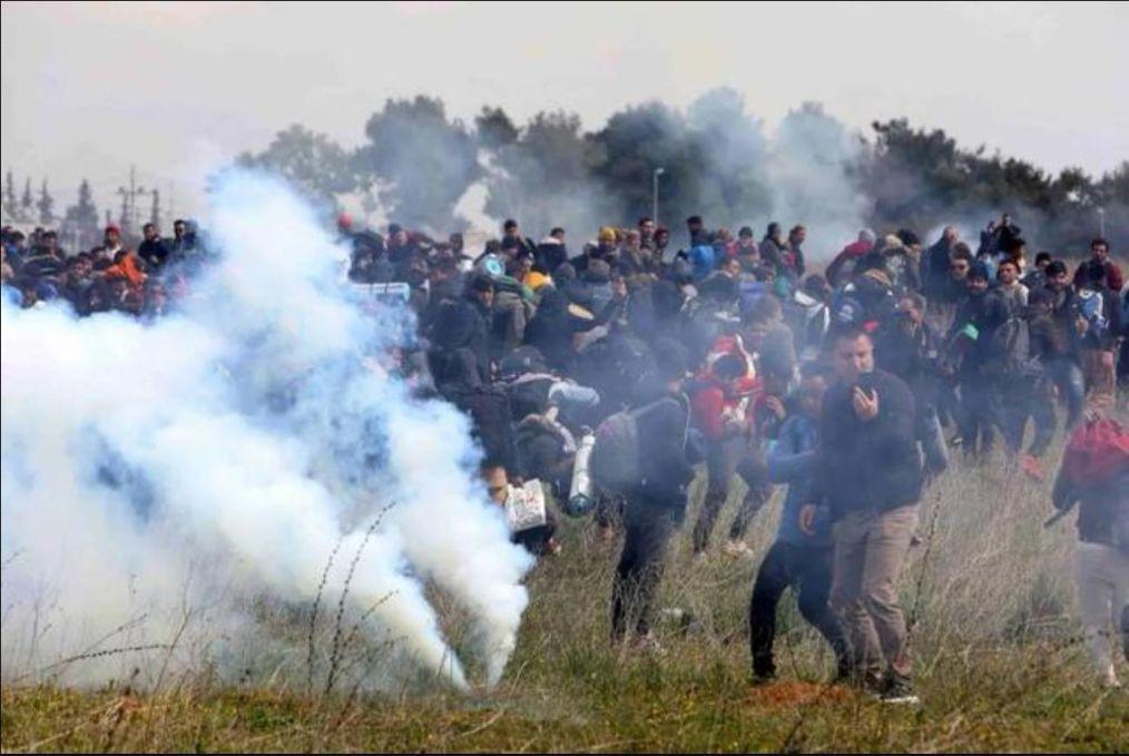 殲-20與F-16V之間的較量，真實能力與性能分析，殲-20與F-16V對決揭秘，真實能力與性能深度分析