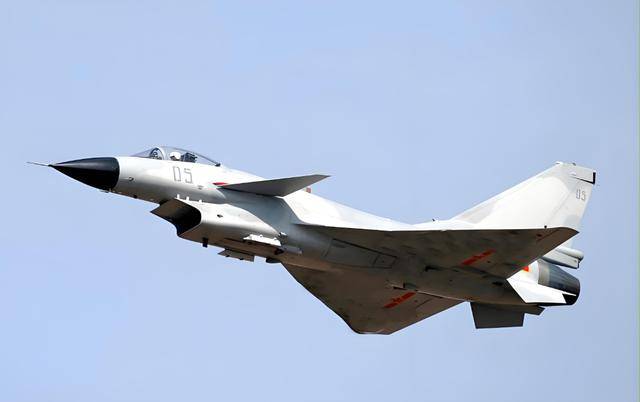 殲-10D交付中國，揭示其重要性及未來展望，殲-10D交付中國，揭示其戰(zhàn)略意義及未來展望