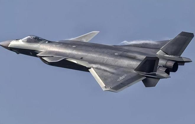 中國(guó)殲-40戰(zhàn)斗機(jī)圖片，探索未來空中霸主的風(fēng)采，中國(guó)殲-40戰(zhàn)斗機(jī)，未來空中霸主的風(fēng)采探索圖片展示