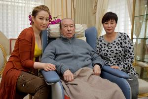 2004新澳門天天開好彩大全正版——全面解析與回顧，澳門彩票解析與回顧，2004年天天好彩正版大全