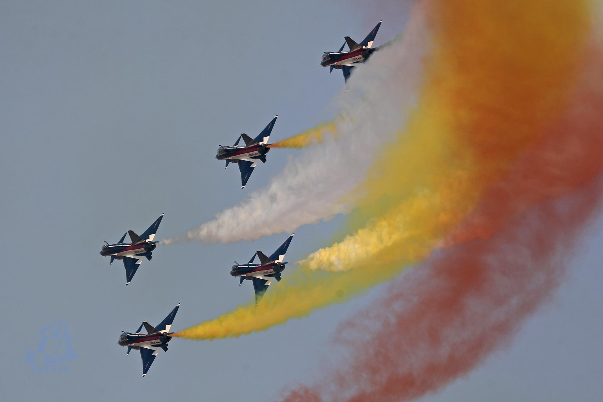 殲10圖片大全，探索中國空軍杰出戰(zhàn)斗機風采，殲10戰(zhàn)斗機風采展示，中國空軍杰出戰(zhàn)機圖片大全