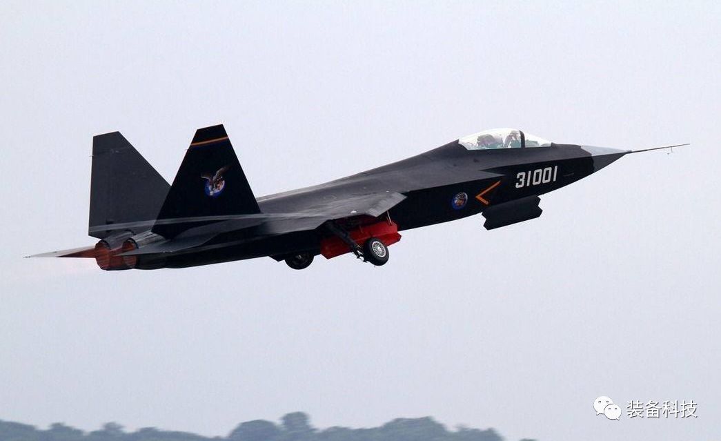 殲-31，窩囊并非事實(shí)，深度解析中國(guó)先進(jìn)戰(zhàn)機(jī)之潛力與挑戰(zhàn)，深度解析，殲-31的潛力與挑戰(zhàn)——中國(guó)先進(jìn)戰(zhàn)機(jī)的突破與前景