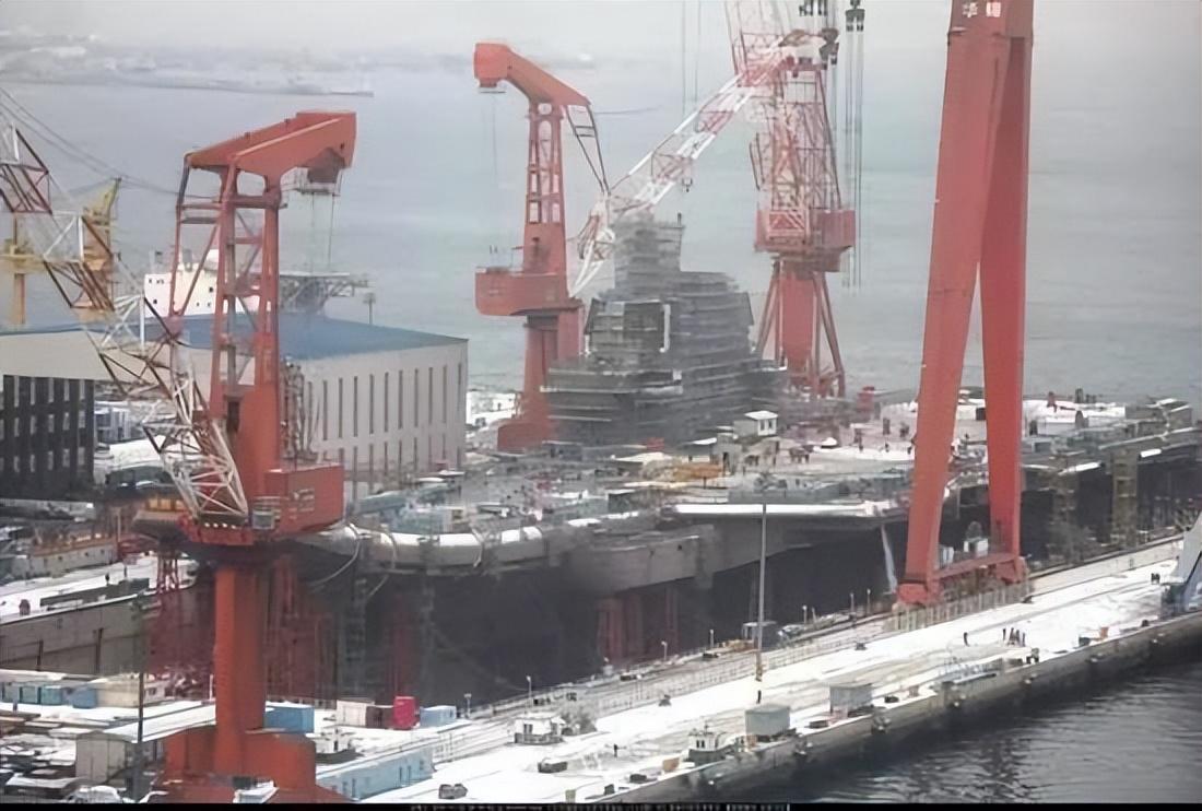 瓦良格號航母，中國海軍的驕傲與力量象征，瓦良格號航母，中國海軍的驕傲與力量之象征