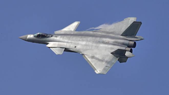 殲35與殲20，兩款先進(jìn)戰(zhàn)機(jī)的區(qū)別，殲35與殲20，兩款先進(jìn)戰(zhàn)機(jī)對(duì)比解析