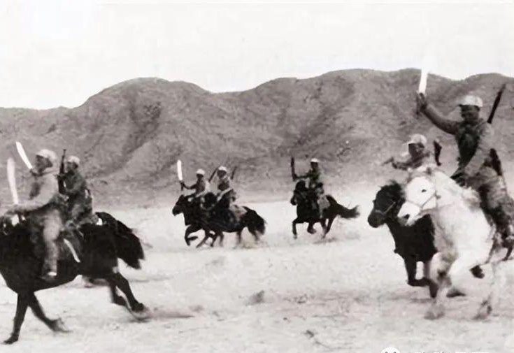 西路軍，歷史回顧與深入解析，西路軍歷史回顧與深度解析，戰(zhàn)略決策與戰(zhàn)爭(zhēng)影響研究