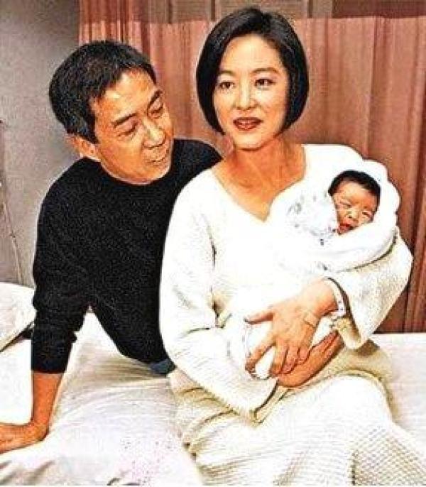 林青霞是否有兒女，揭秘女神的私密生活，林青霞兒女揭秘，女神的私密家庭生活