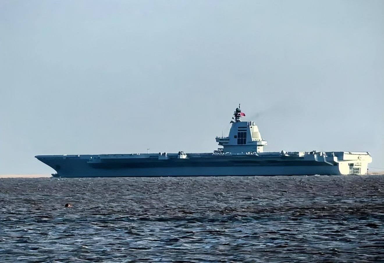 揭秘航母風采，2022年航母003最新照片一覽，揭秘航母風采，最新航母003照片曝光，展現(xiàn)強大實力