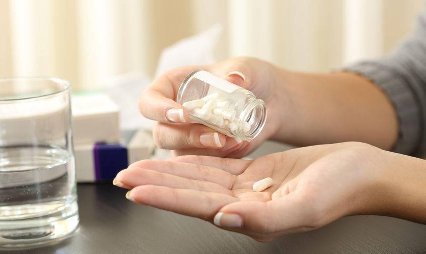 痛風(fēng)患者如何選擇藥物，哪種藥物對(duì)痛風(fēng)治療效果最好？，痛風(fēng)患者藥物選擇指南，哪種藥物對(duì)痛風(fēng)治療效果最佳？